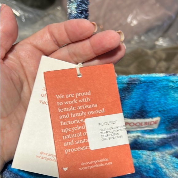 Blue and White Artistic Tote Bag - Picture 8 of 9